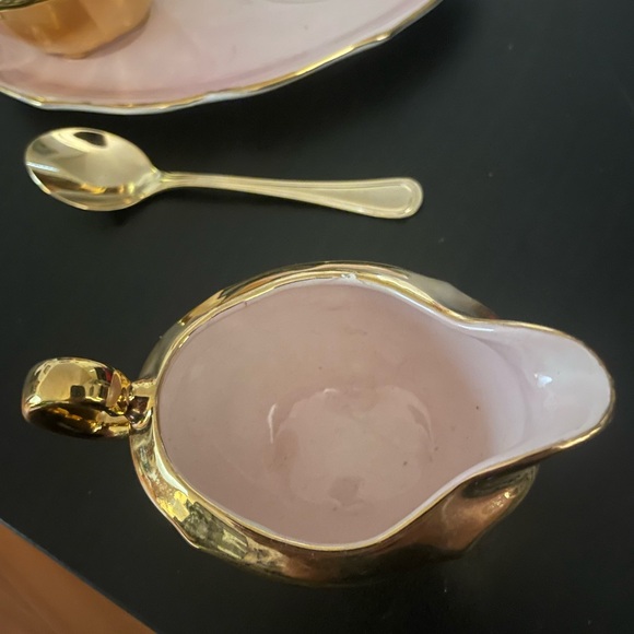 Vintage 1930 Royal Winston Sugar Bowl and Creamer set - Picture 6 of 10